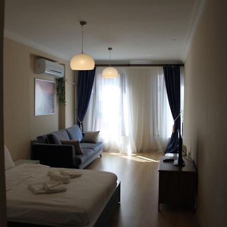 Tt Guest Rooms อิสตันบูล ภายนอก รูปภาพ