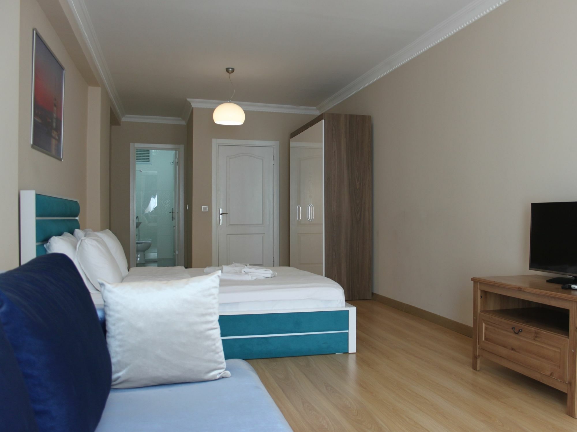 Tt Guest Rooms อิสตันบูล ภายนอก รูปภาพ