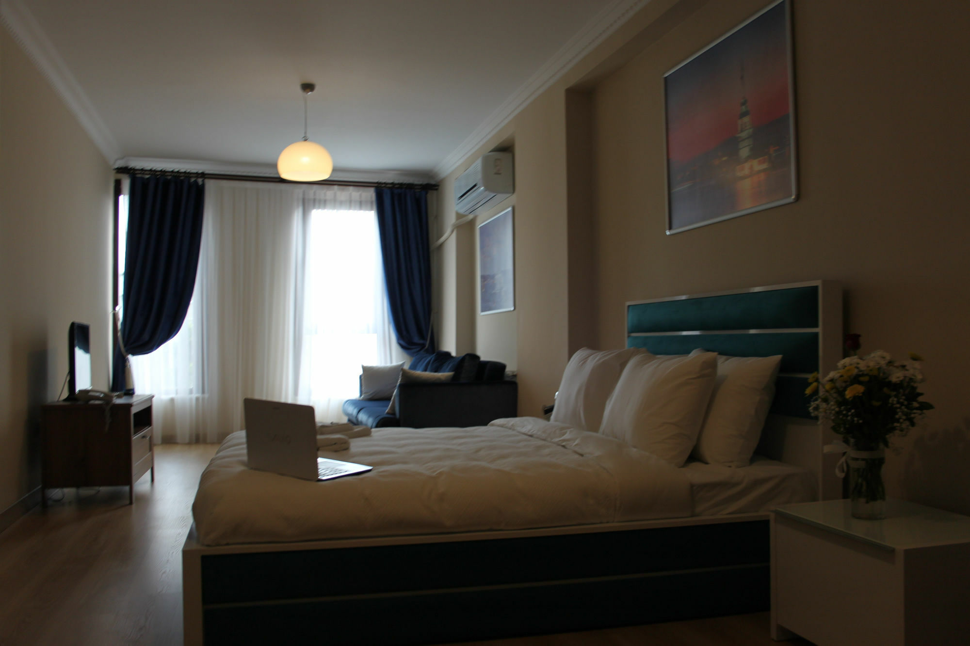 Tt Guest Rooms อิสตันบูล ภายนอก รูปภาพ